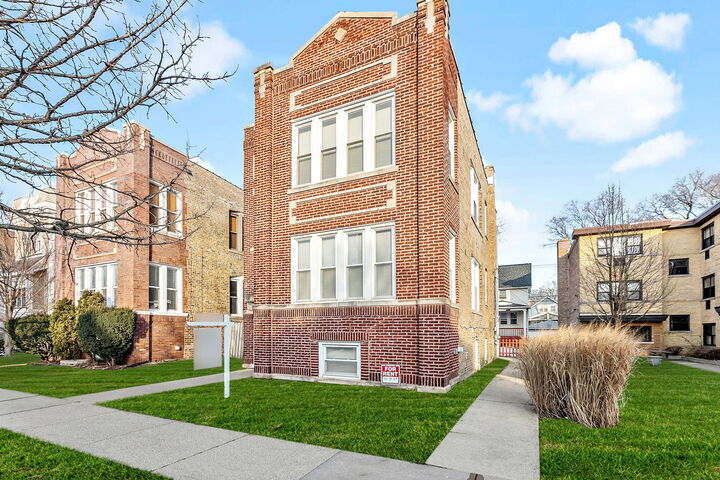 Property Photo:  317 Sherman Avenue Ch  IL 60202 