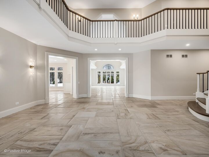 Property Photo: 20 Natoma Drive IL 60523