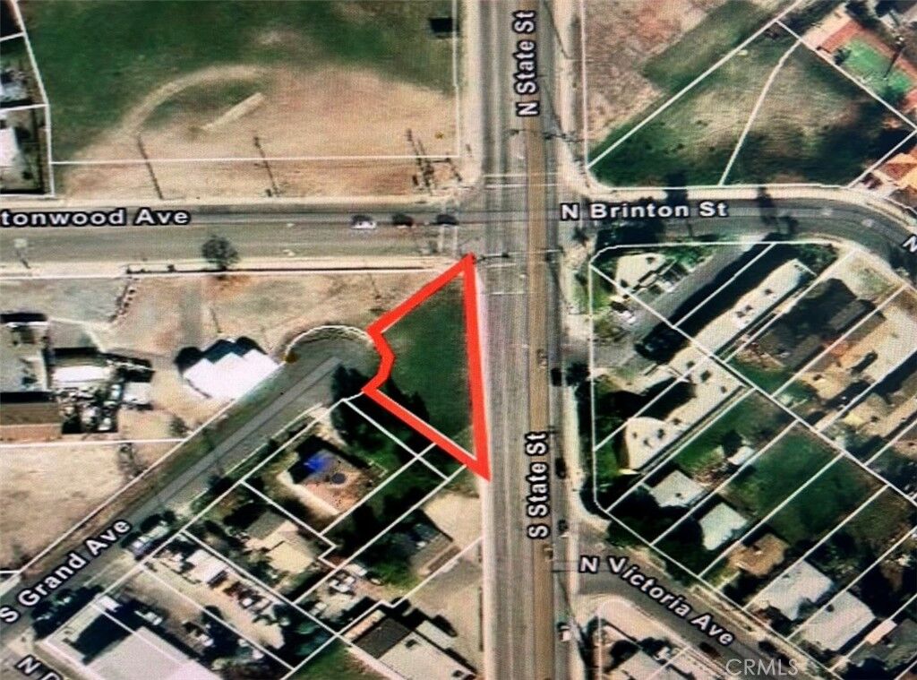 Property Photo:  215 Grand  CA 92582 