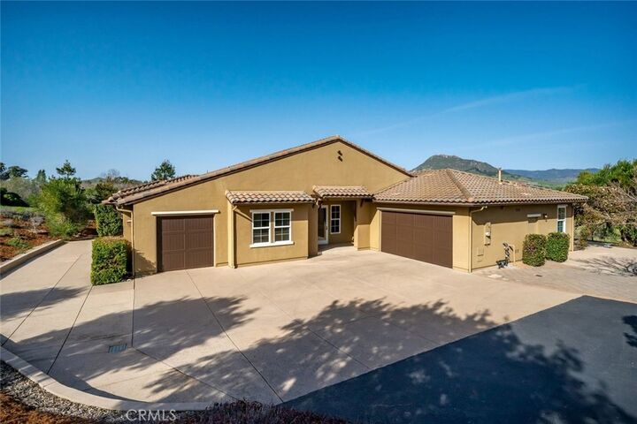 Property Photo: 440 Slender Rock Place CA 93405