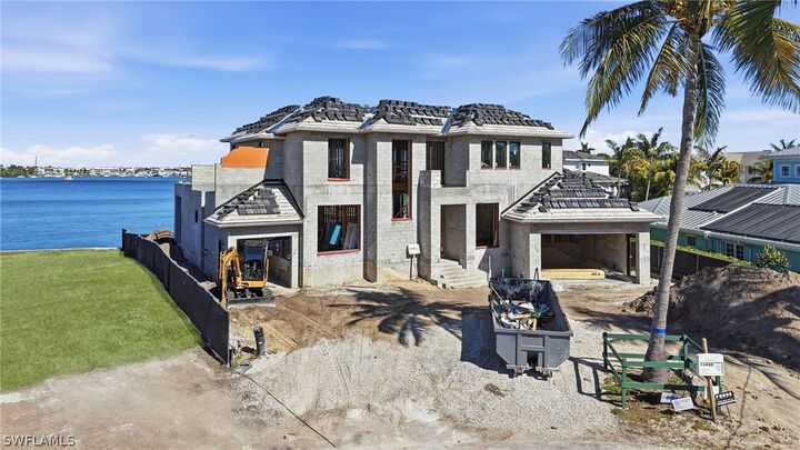 Property Photo:  1305 Marlin Drive  FL 34102 