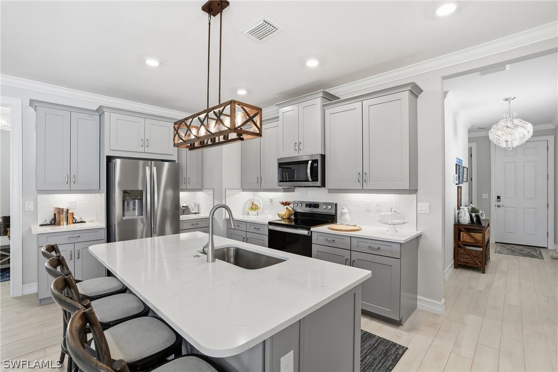 Property Photo:  28251 Captiva Shell Loop  FL 34135 