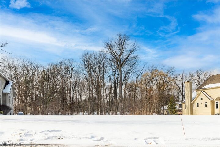 Property Photo:  1906 Woodbrook Lane  OH 44122 