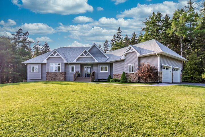 331 Masons Point Road — photo 1