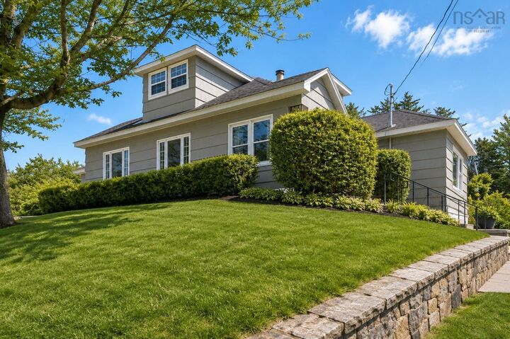 722 Highway 1 — photo 1