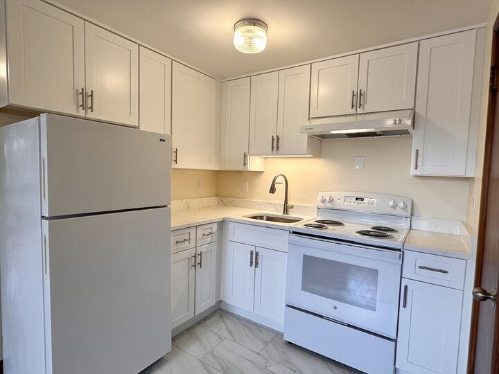 Property Photo:  51 Newton Ave 4  MA 02170 
