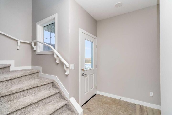 Property Photo:  113 Hodgins Avenue  AB T8H 0H4 