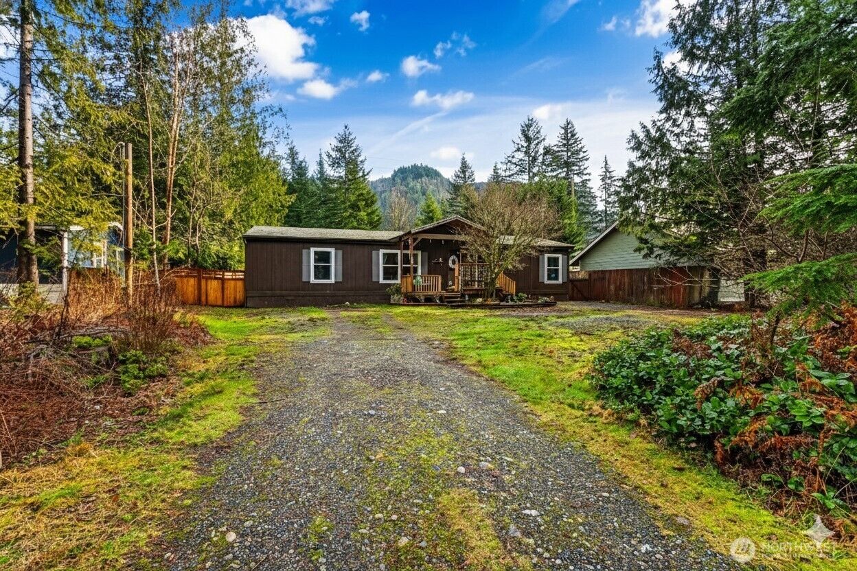 Property Photo: 172 Sprague Valley Drive WA 98266