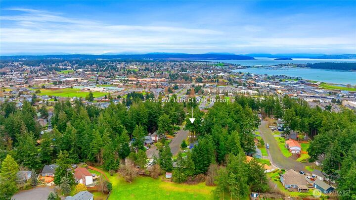 Property Photo:  763 SW 10th Court  WA 98277 