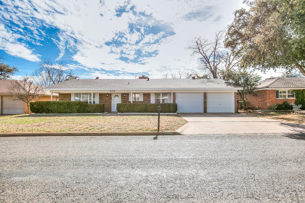 Property Photo: 3301 Chatterton Drive TX 76904