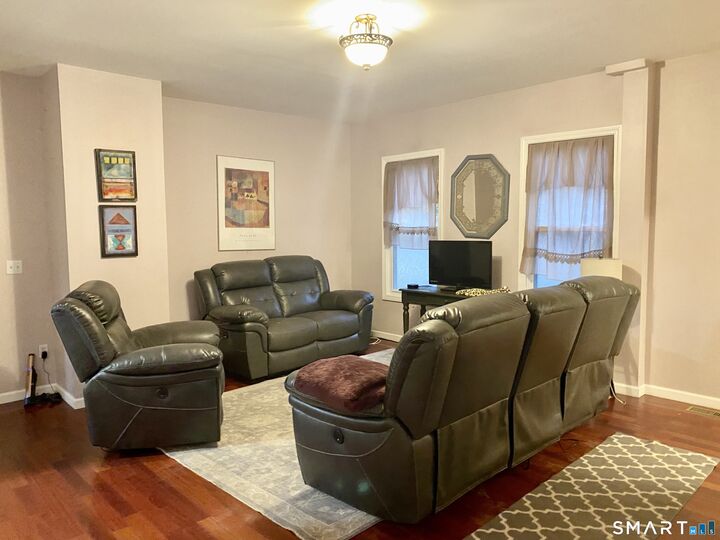 Property Photo:  1908 Stratfield Road  CT 06825 