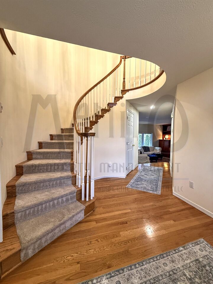 Property Photo:  1819 E Southridge Dr  WA 99223 