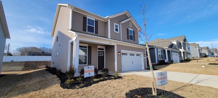 Property Photo: 2036 Halton Oaks Drive SC 29303