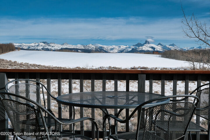 Property Photo:  9561 Mountain View Drive  ID 83452 