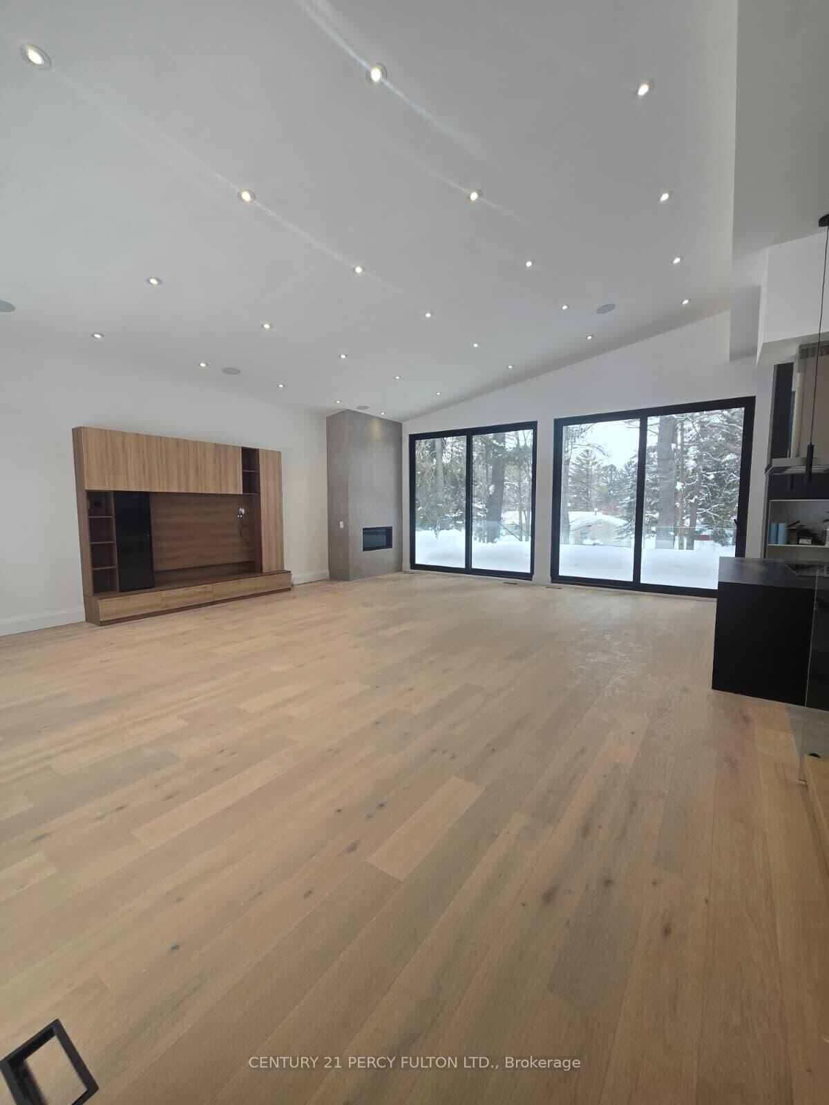 Property Photo:  5 Robert Street  ON P0A 1Z0 