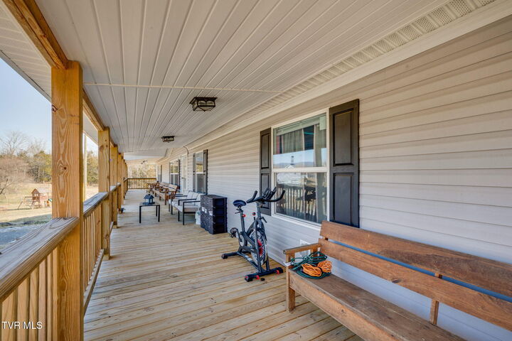 Property Photo: 274 Memorial School Lane VA 24244