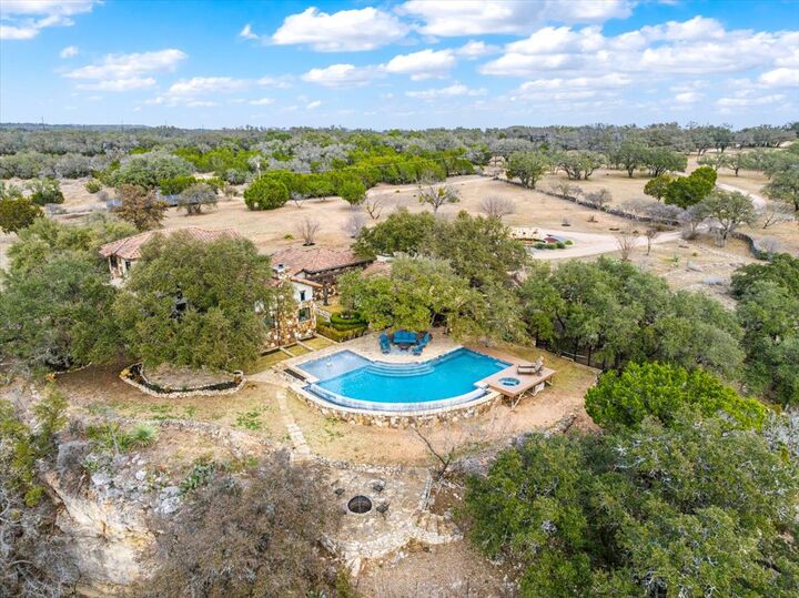 Property Photo:  2808 & 2804 Fall Creek Estates Drive  TX 78669 