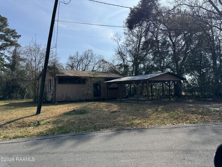 Property Photo:  1727 W 10th Street  LA 70526 