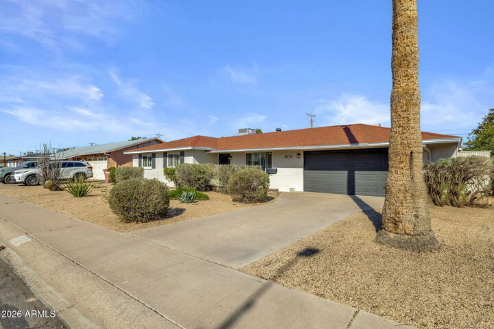 Property Photo: 6732 E Sheridan Street AZ 85257