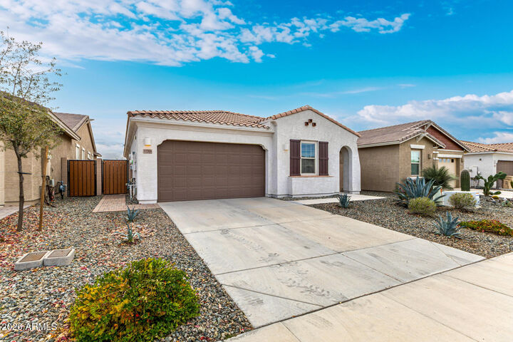 Property Photo:  11769 E Chevelon Trail  AZ 85118 