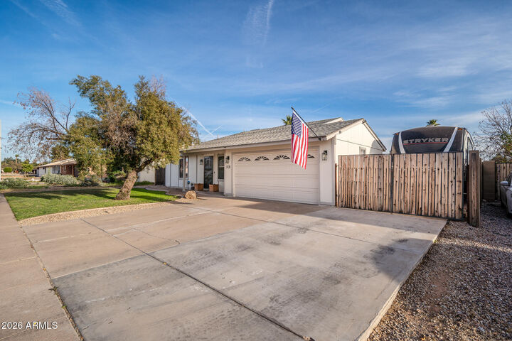 Property Photo:  1721 W Temple Street  AZ 85224 