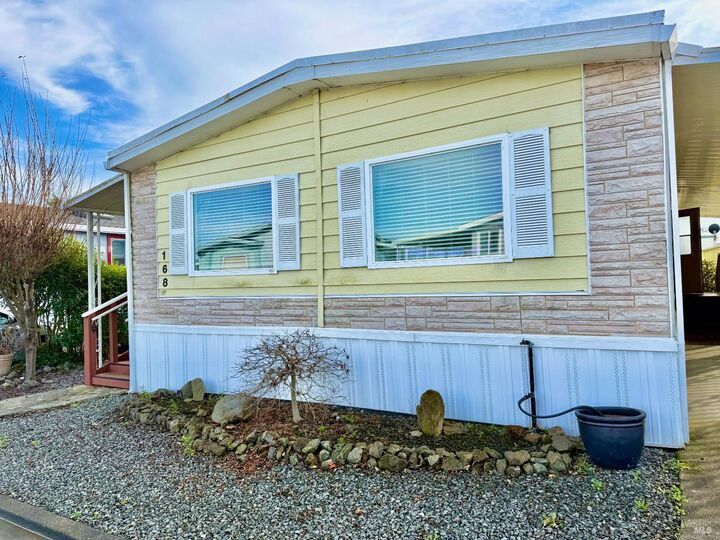 Property Photo:  168 Shoreham Way  CA 95401 