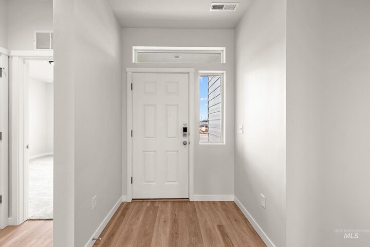 Property Photo:  17214 N Swan Springs Pl  ID 83687 