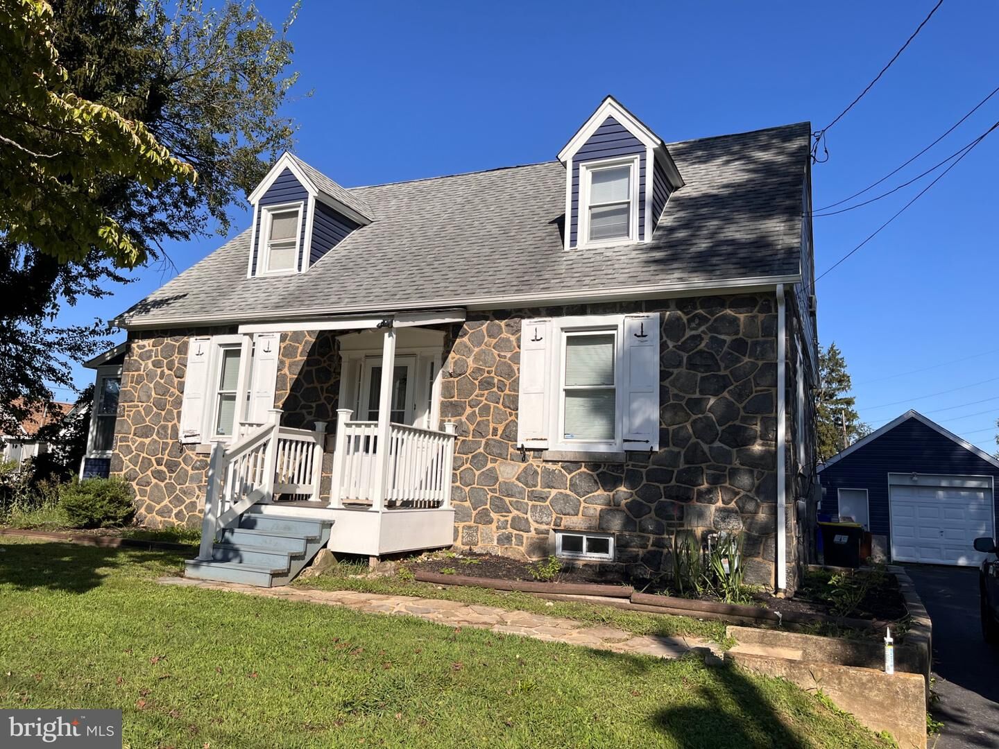 Property Photo:  805 Highland Avenue  DE 19808 