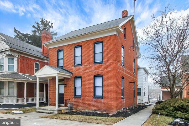 Property Photo:  405 W King Street  PA 17316 