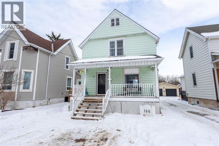 Property Photo:  166 John Street  ON N7T 2Y9 