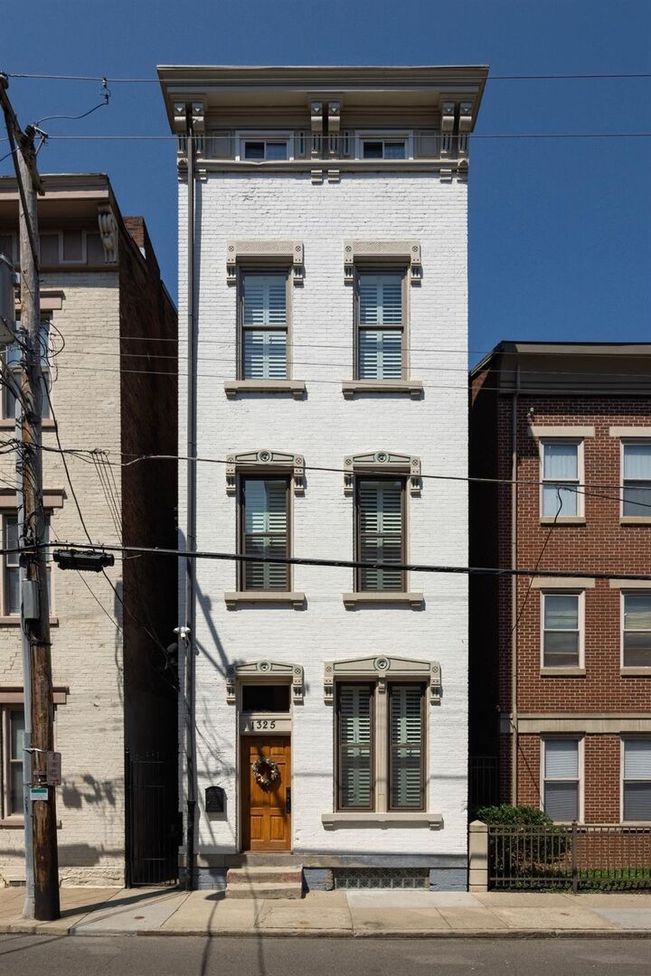 Property Photo: 1325 Clay Street OH 45202