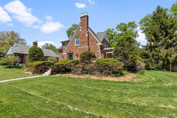 Property Photo:  1626 Flora Avenue  OH 45231 