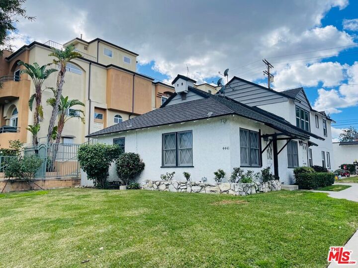 Property Photo:  4441 Tujunga Ave  CA 91602 