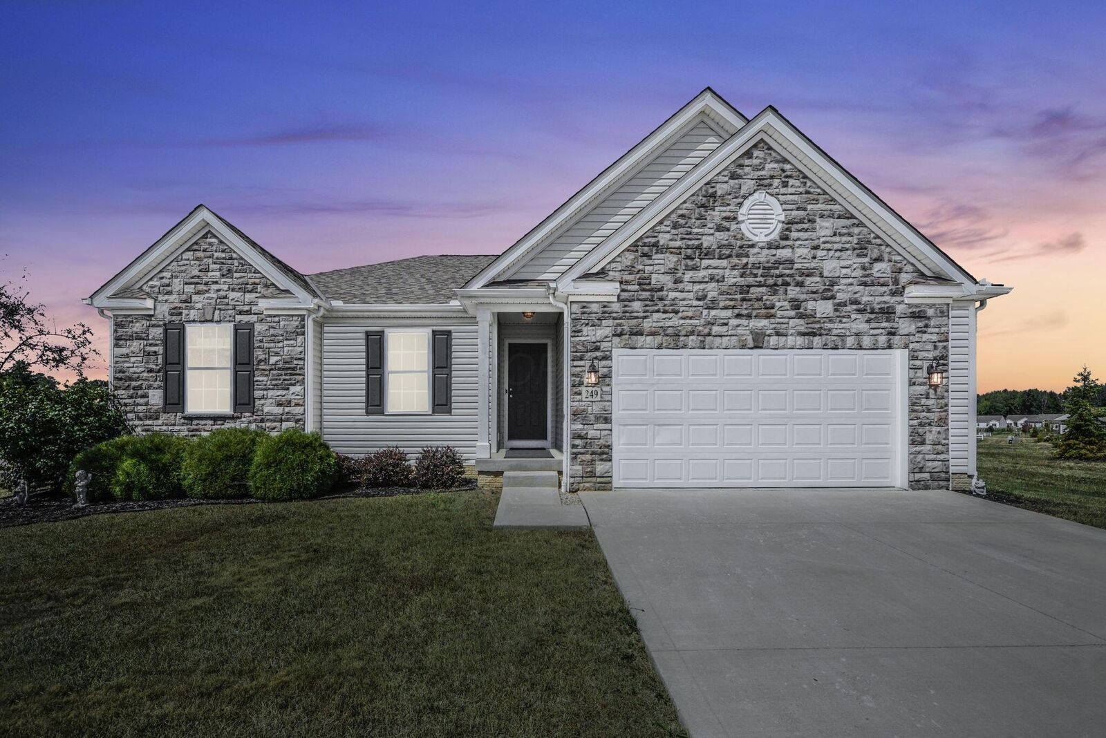 Property Photo:  249 Mannaseh W Drive  OH 43023 