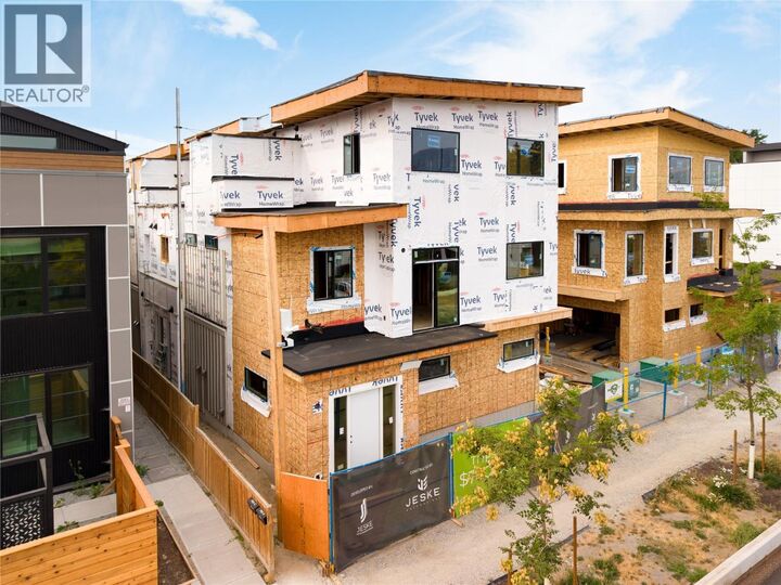 Property Photo: 743 Morrison Avenue 1 BC V1Y 5E5