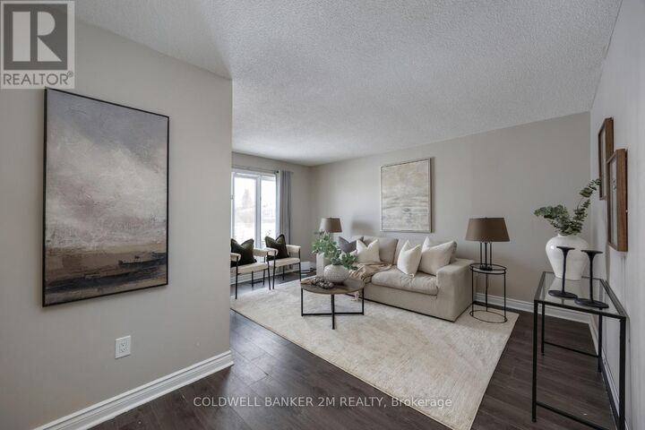 Photo de la propriété: 63 Lori Boulevard ON K9V 6B7