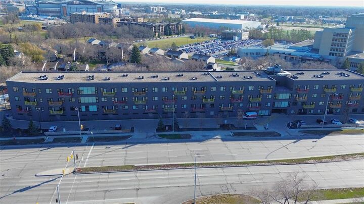 Photo de la propriété: 2300 Pembina Highway MB R3T 2H3