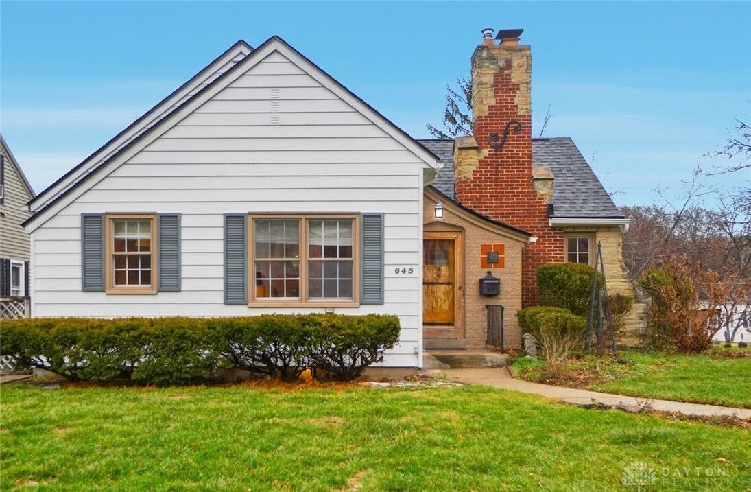 Property Photo:  645 Orlando Terrace  OH 45409 
