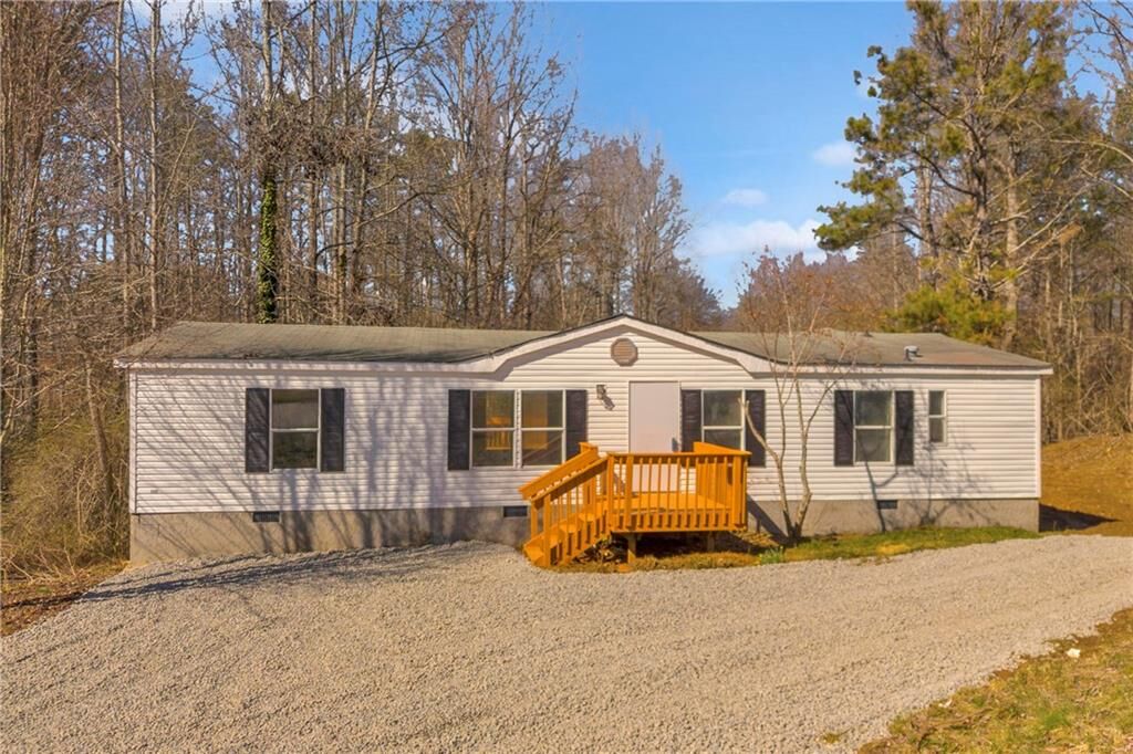 Property Photo:  446 Flat Creek Drive  GA 30534 