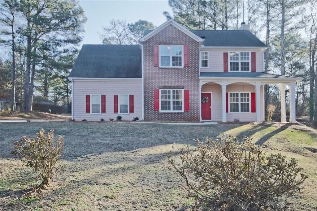 Property Photo:  1325 Greenwood Acres Drive  GA 30040 