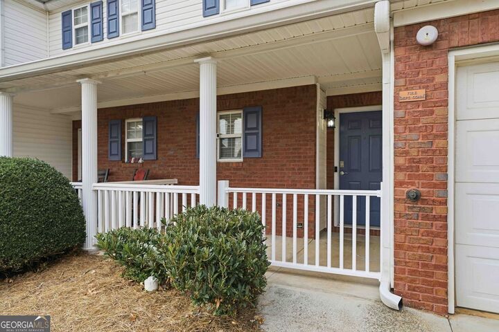 Property Photo: 330 Cottonwood Creek Circle GA 30114