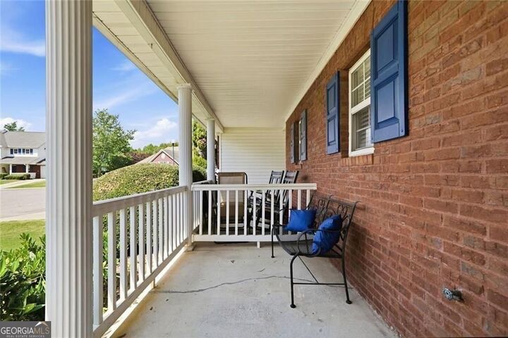 Property Photo: 330 Cottonwood Creek Circle GA 30114