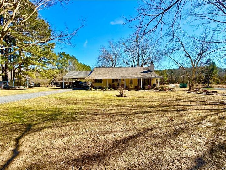 Property Photo: 150 Lisenby Road LA 71465