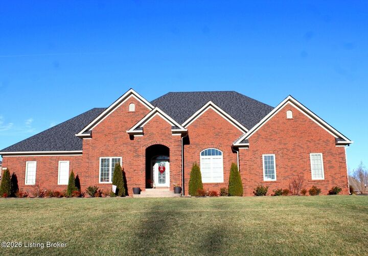 Property Photo:  626 Woodland Pass  KY 40047 