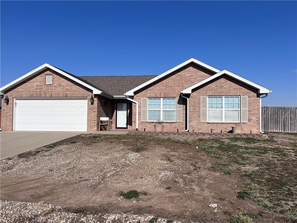 Property Photo:  706 Landon Drive  KS 67301 