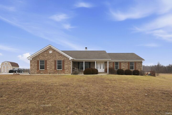 Property Photo:  9 Lakeview Court  IN 47348-9757 