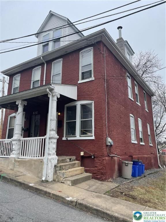 Property Photo:  513 Spruce Street  PA 18042 