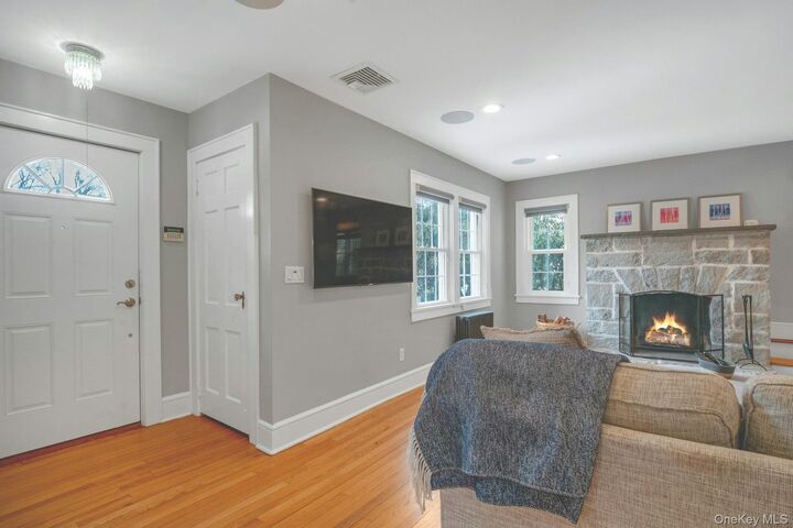 Property Photo:  25 Maple Road  NY 10510 