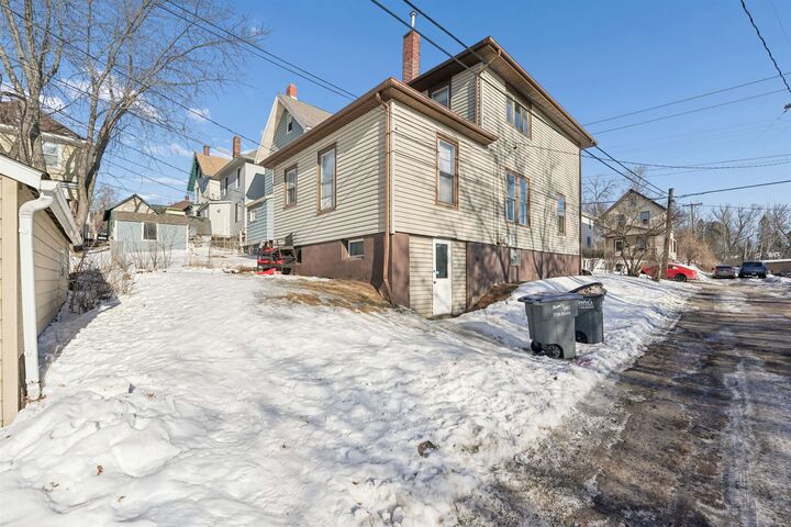 Property Photo:  419 N 13th Ave E  MN 55805 