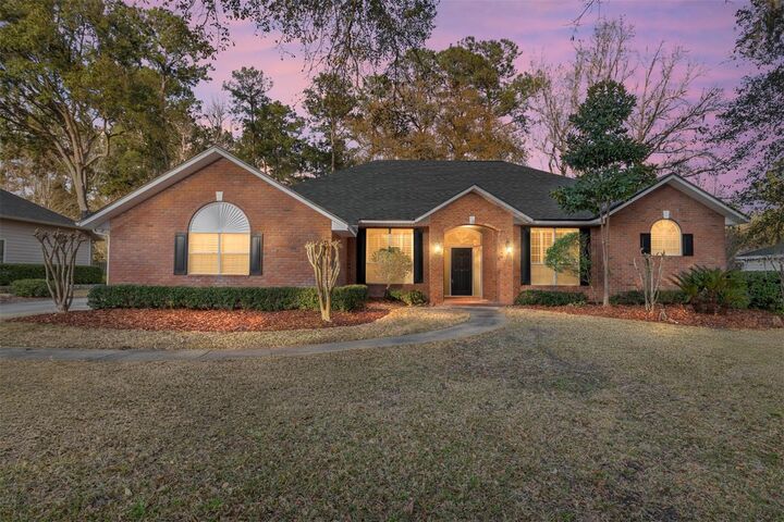 Property Photo:  11827 NW 71st Terrace  FL 32615 